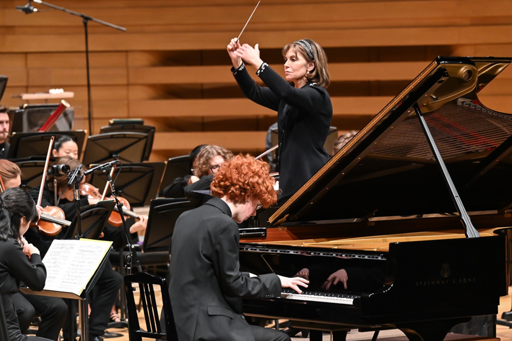 Maestra JoAnn Falletta